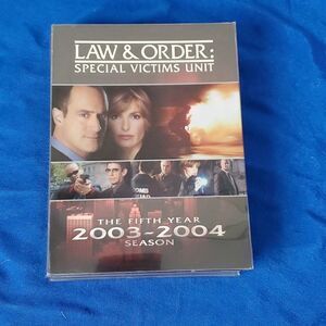 Law & Order: SVU - The Fifth Year (Season 5, 2003-2004) DVD Box Set - 6-Disc